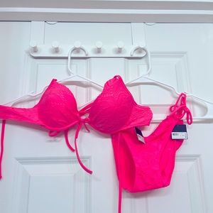 New Victoria’s Secret Bikini 34A top /S bottom